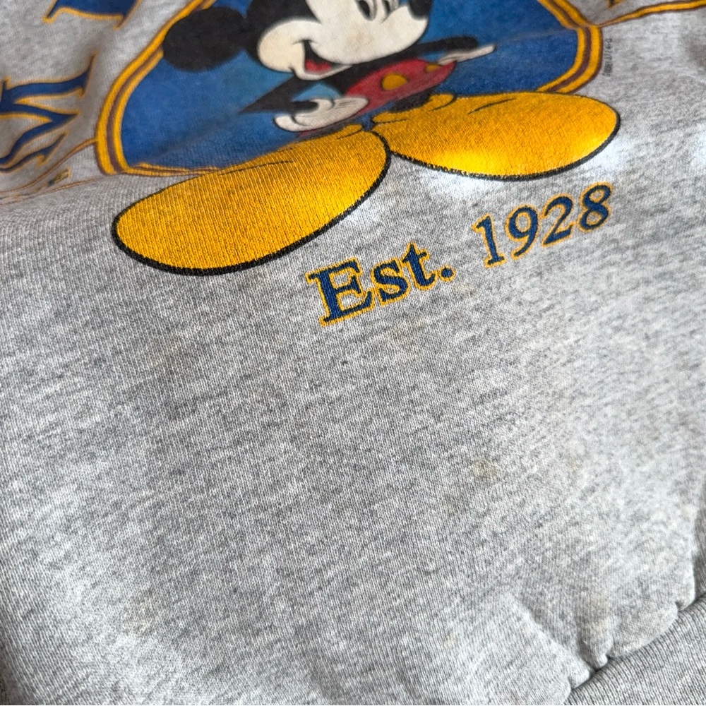 vintage mickey mouse sweatshirt - Picture 4 of 6